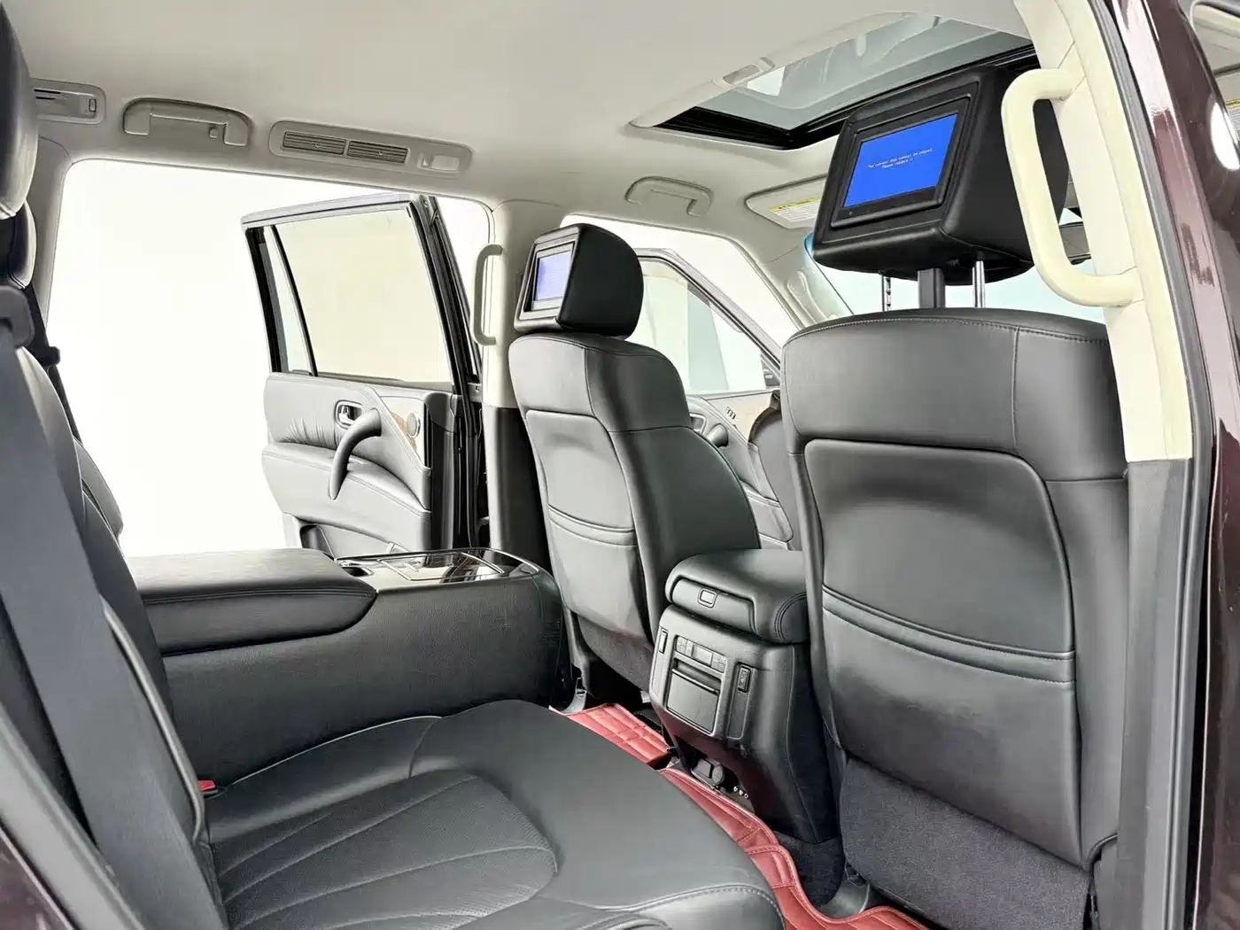 Infiniti QX80 2013 5.6L 4WD фото 9