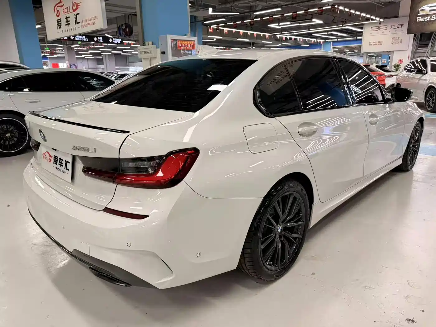 BMW 3 Series 2021 325Li M Sport Night Edition фото 15