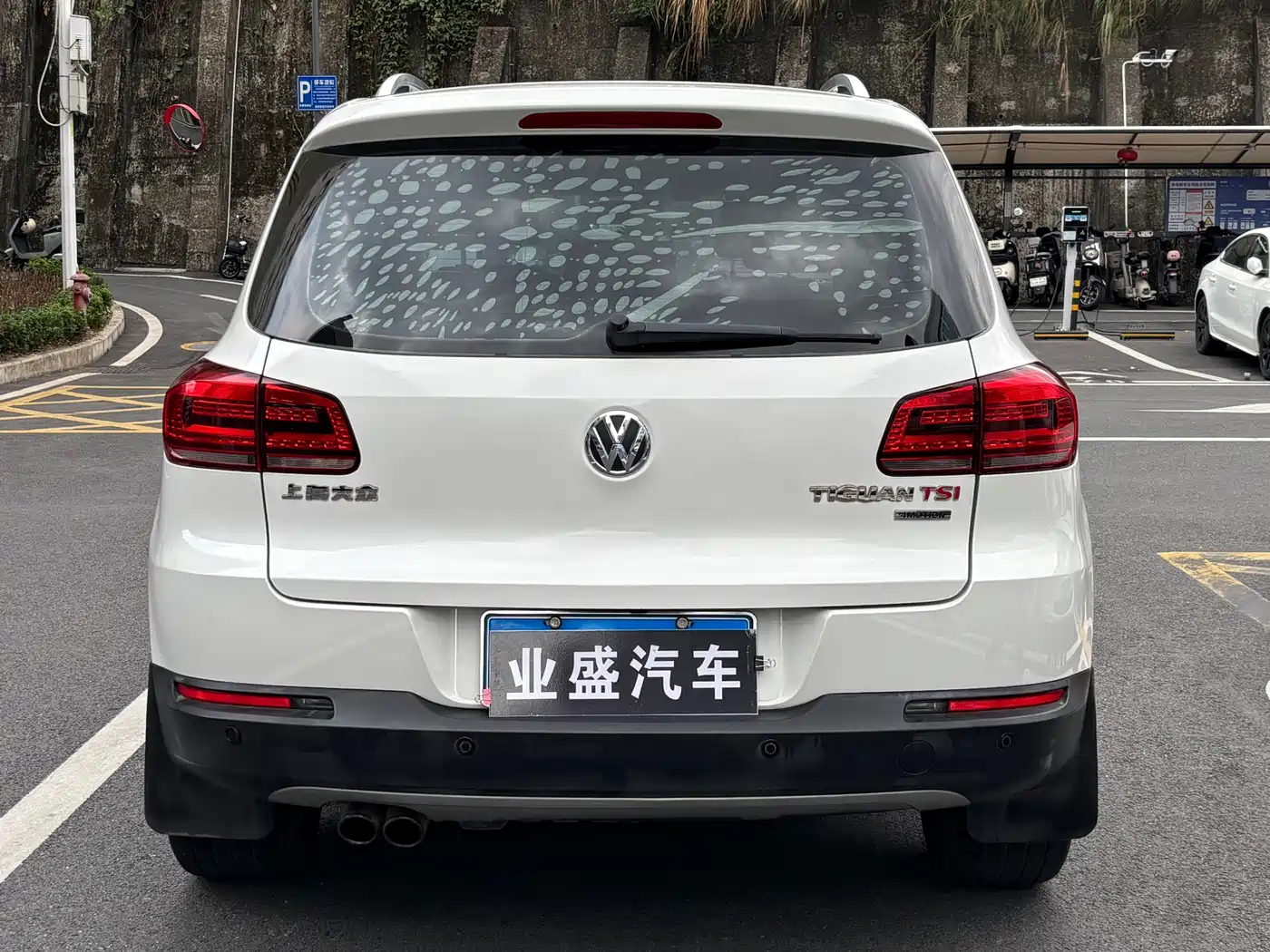 Volkswagen Tiguan 2013 2.0TSI Auto 4WD Luxury Edition фото 5