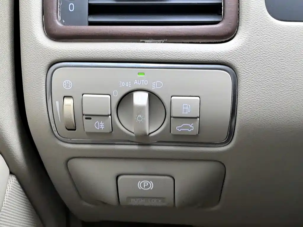 Volvo S80L 2015 2014 2.0T T5 Inscription