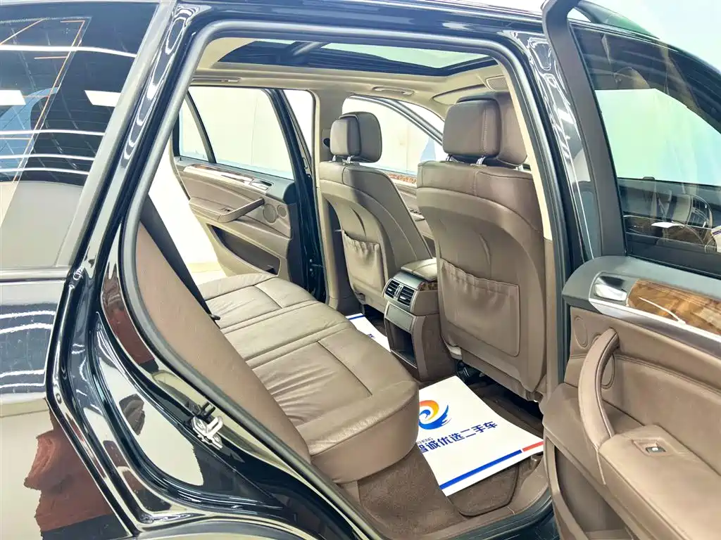 BMW X5 (Import) 2013 xDrive35i Leading фото 16