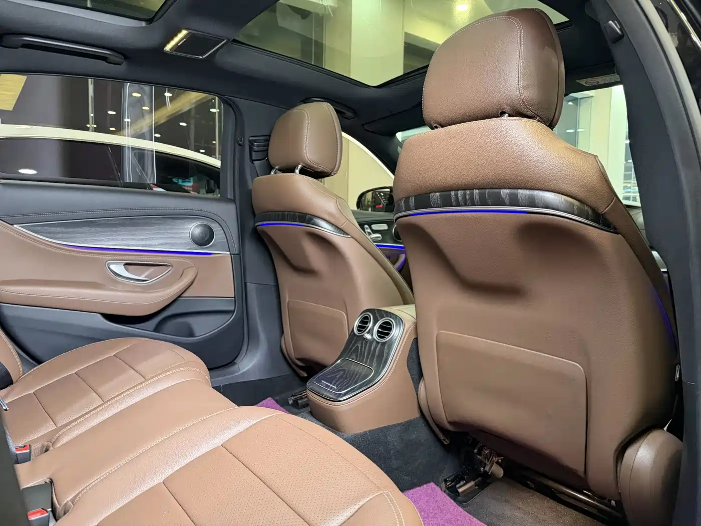 MERCEDES-BENZ E CLASS