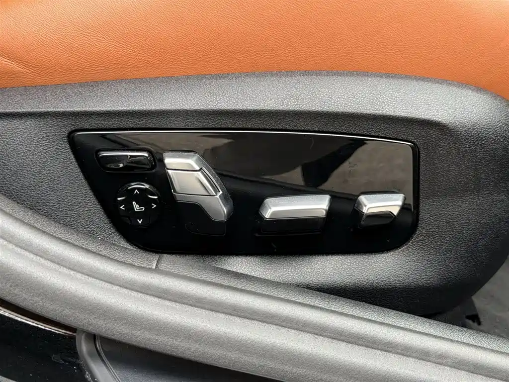 BMW M5 2021 M5 фото 33