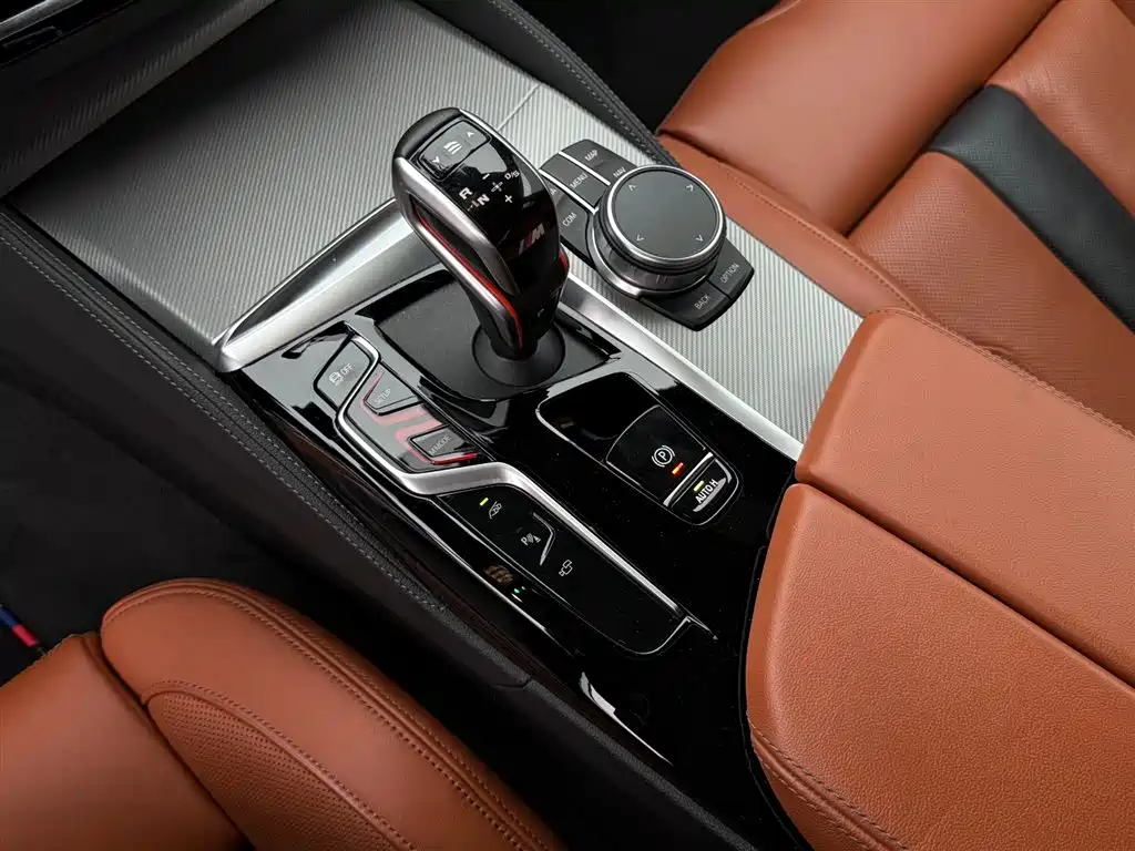BMW M5 2021 M5 фото 27