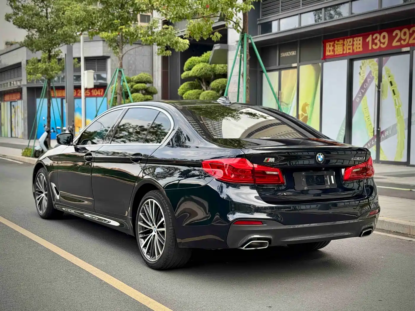 BMW 5 Series 2020 530Li Exclusive M Sport Package фото 7