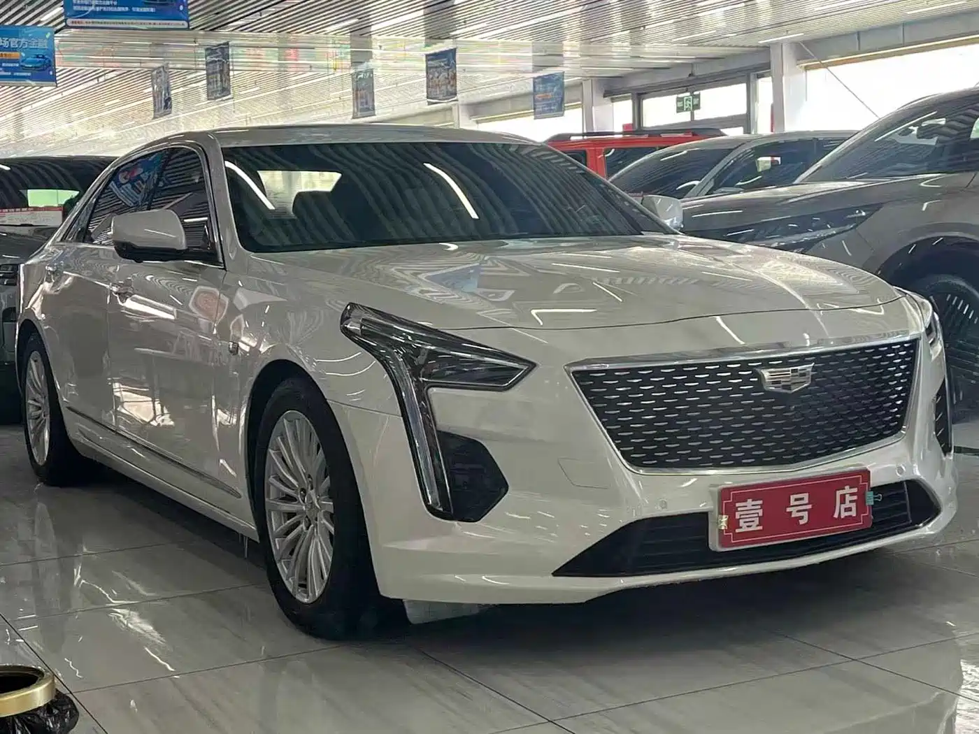 Cadillac CT6 2019 28T Fashion Model фото 3