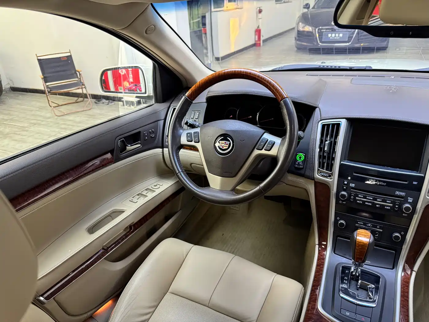 Cadillac SLS 2007 Model 2.8 Luxury фото 9