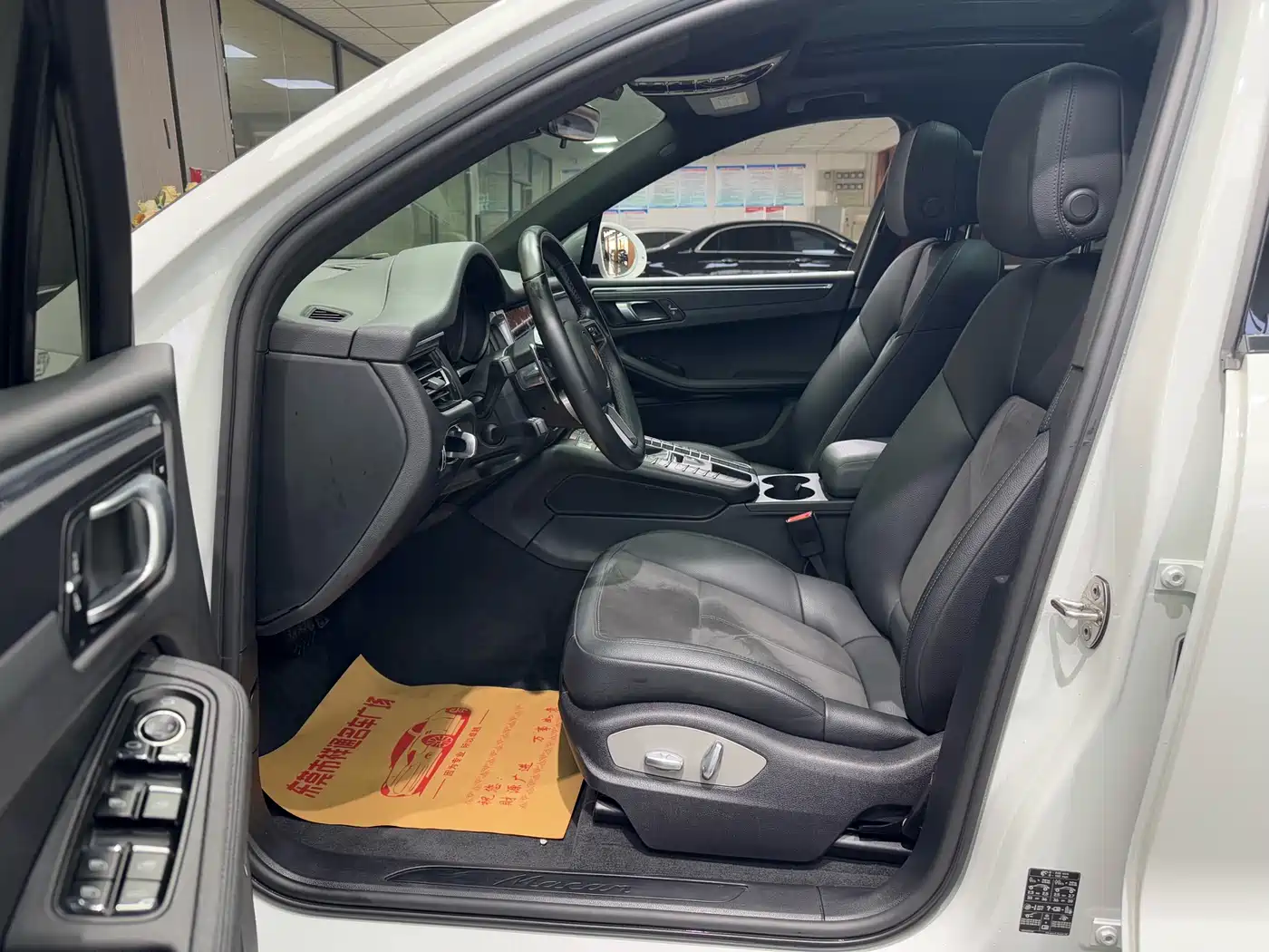 Porsche Macan 2021 Macan 2.0T фото 5