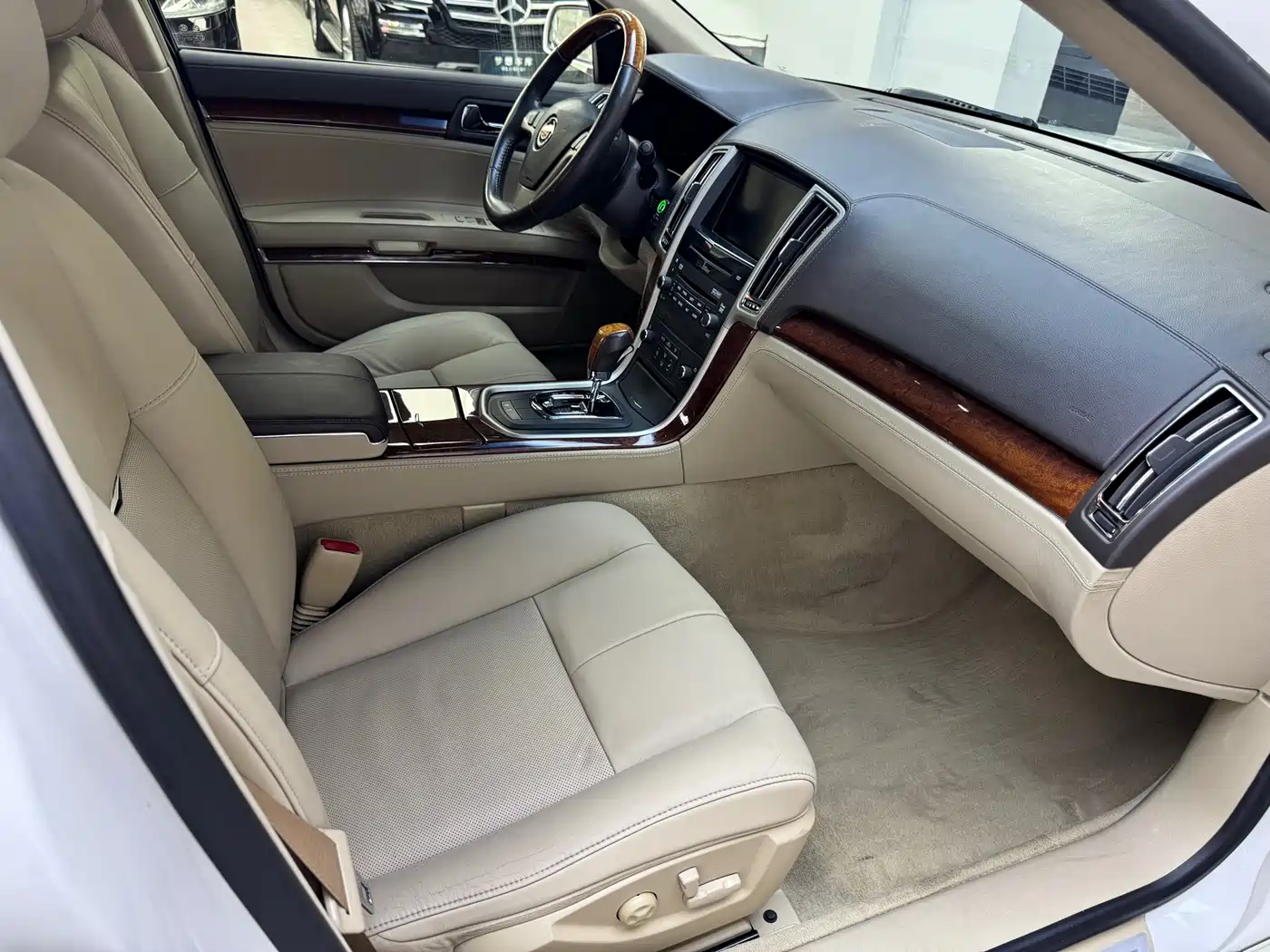 Cadillac SLS 2007 Model 2.8 Luxury фото 16