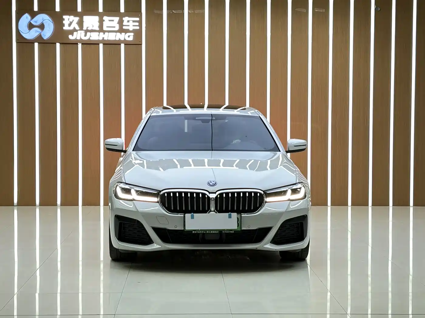 BMW 5 Series New Energy 2022 Facelift II 535Le Pioneer Edition M Sport Package фото 3