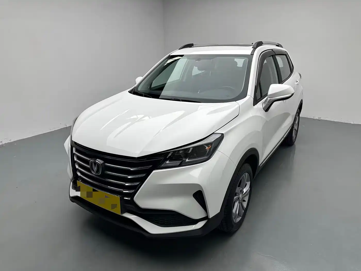 CHANGAN CS15