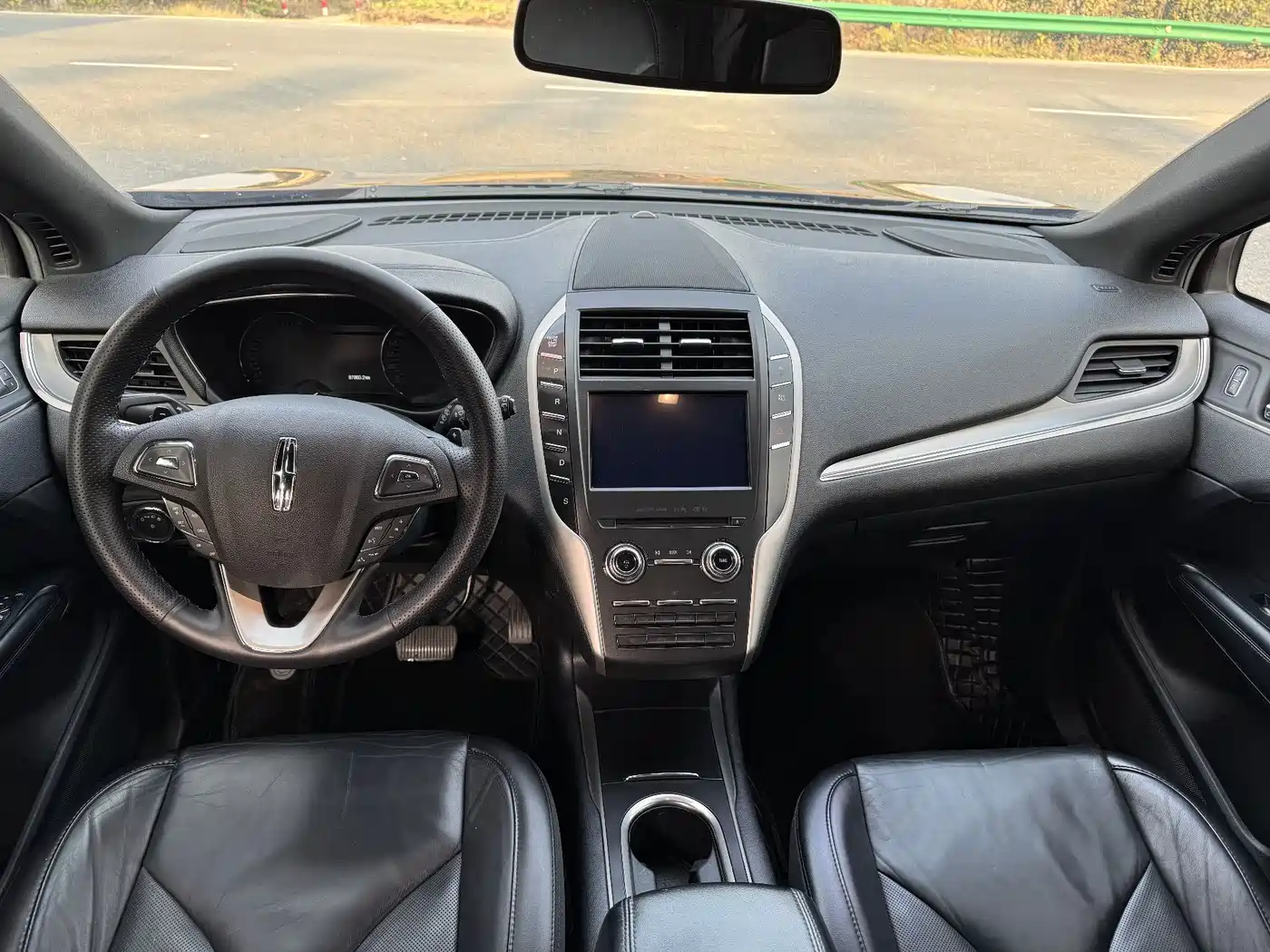 Lincoln MKC 2018 2017 2.0T 2WD Exclusive Edition