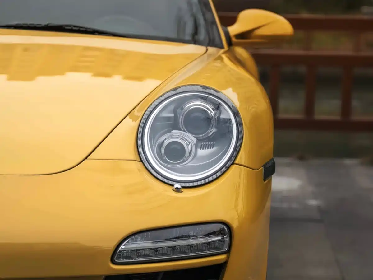 Porsche 911 2010 Targa 4 3.6L фото 10