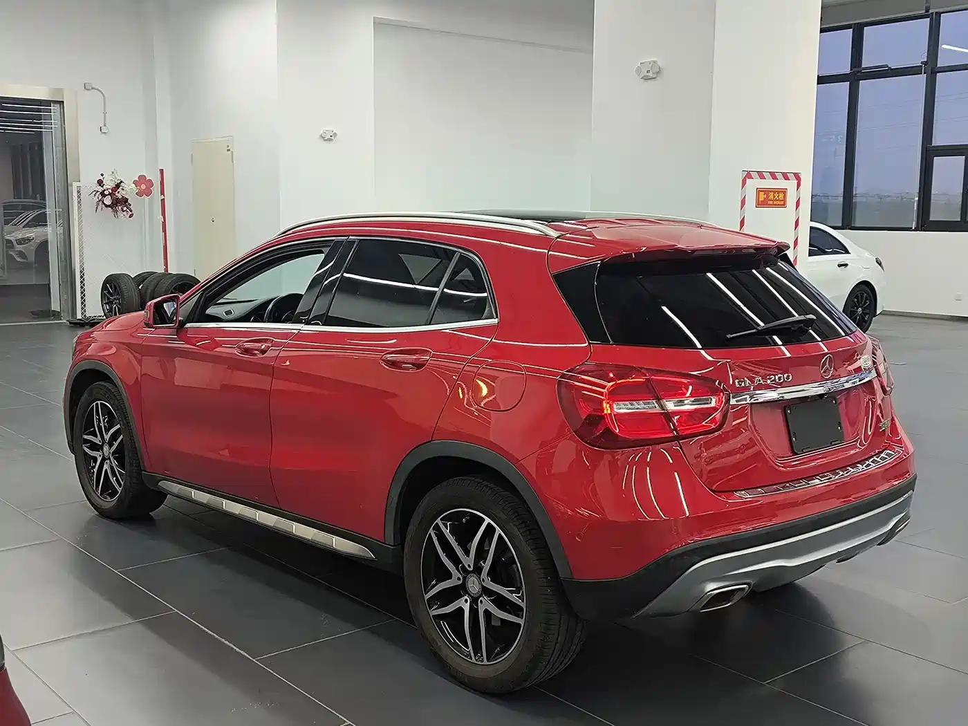 Mercedes-Benz GLA 2015 GLA 200 Fashion фото 6