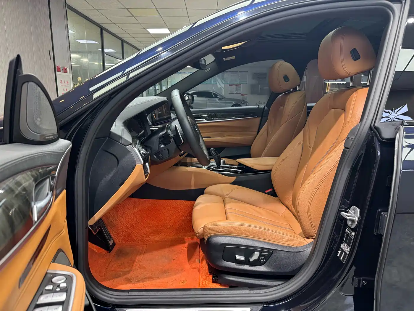 BMW 6 Series GT 2022 Model 630i M Sport Package фото 5