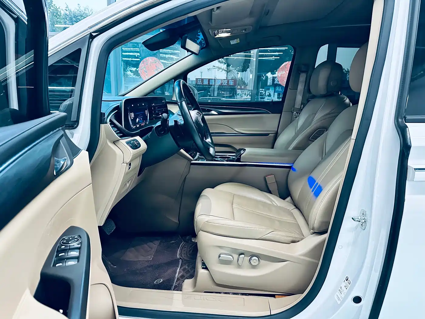 Buick GL8 2021 ES Landlord 653T Luxury фото 9
