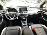 Фото 6 - Baojun 360