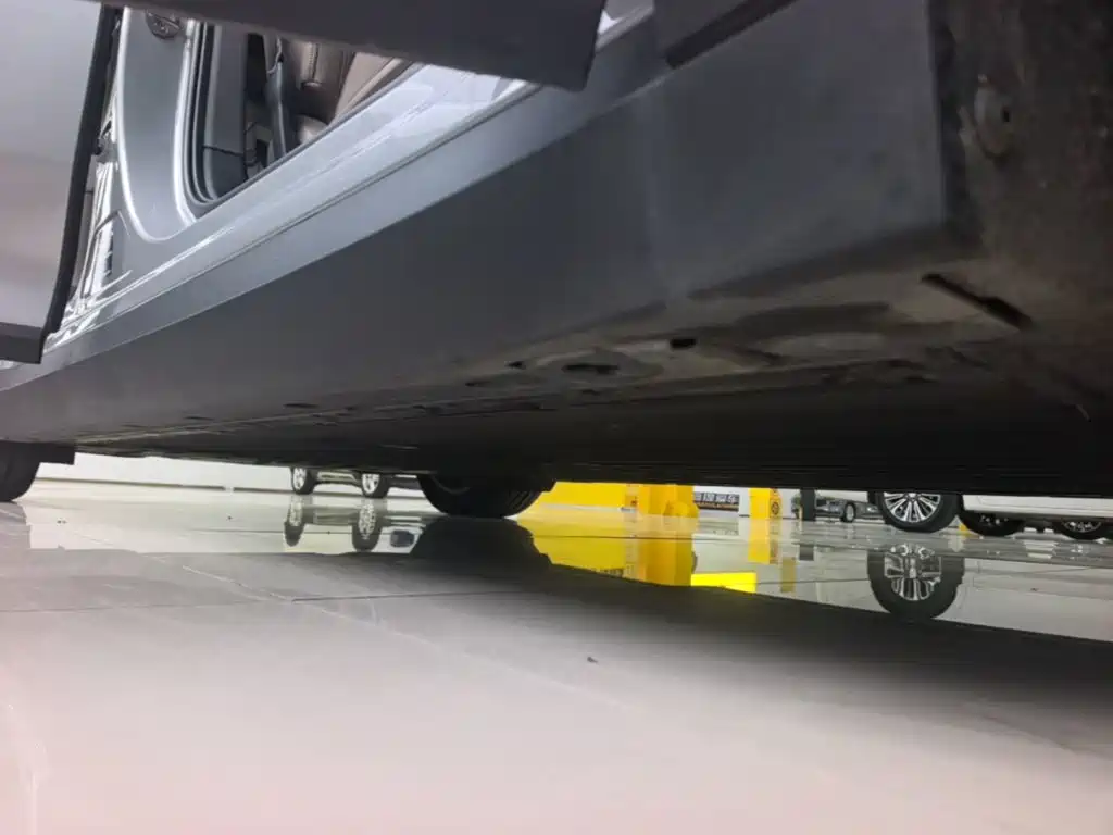 Фото 21 - Li Auto i6