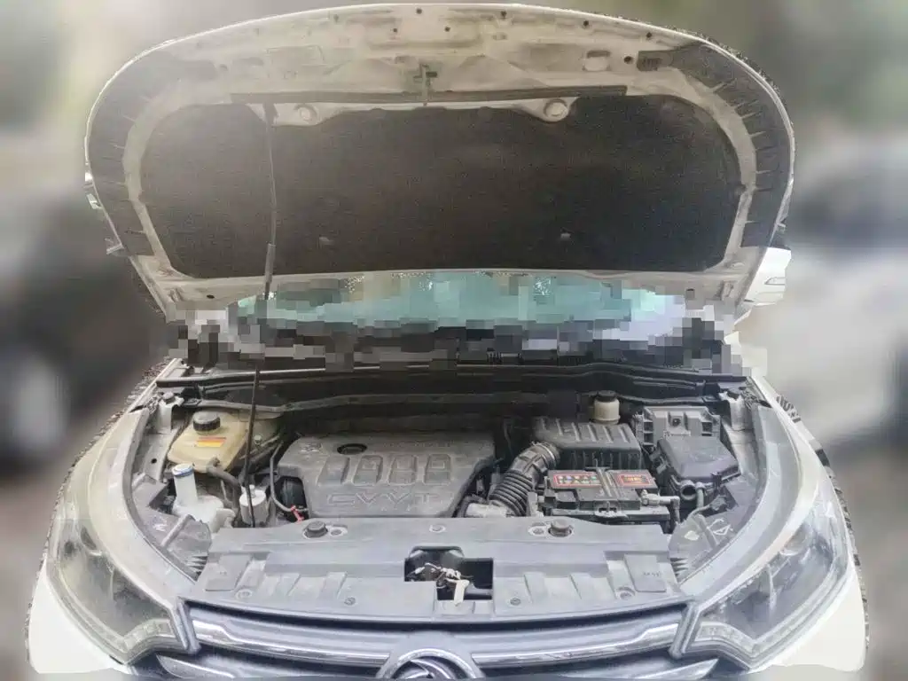 Dongfeng Aeolus Dongfeng Fengshen AX7 2015 2015 2.0L Automatic Smart Ease