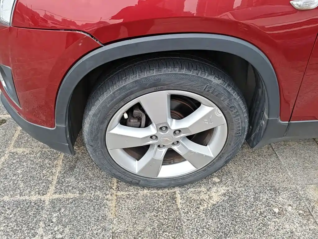 Фото 23 - Chevrolet Trax