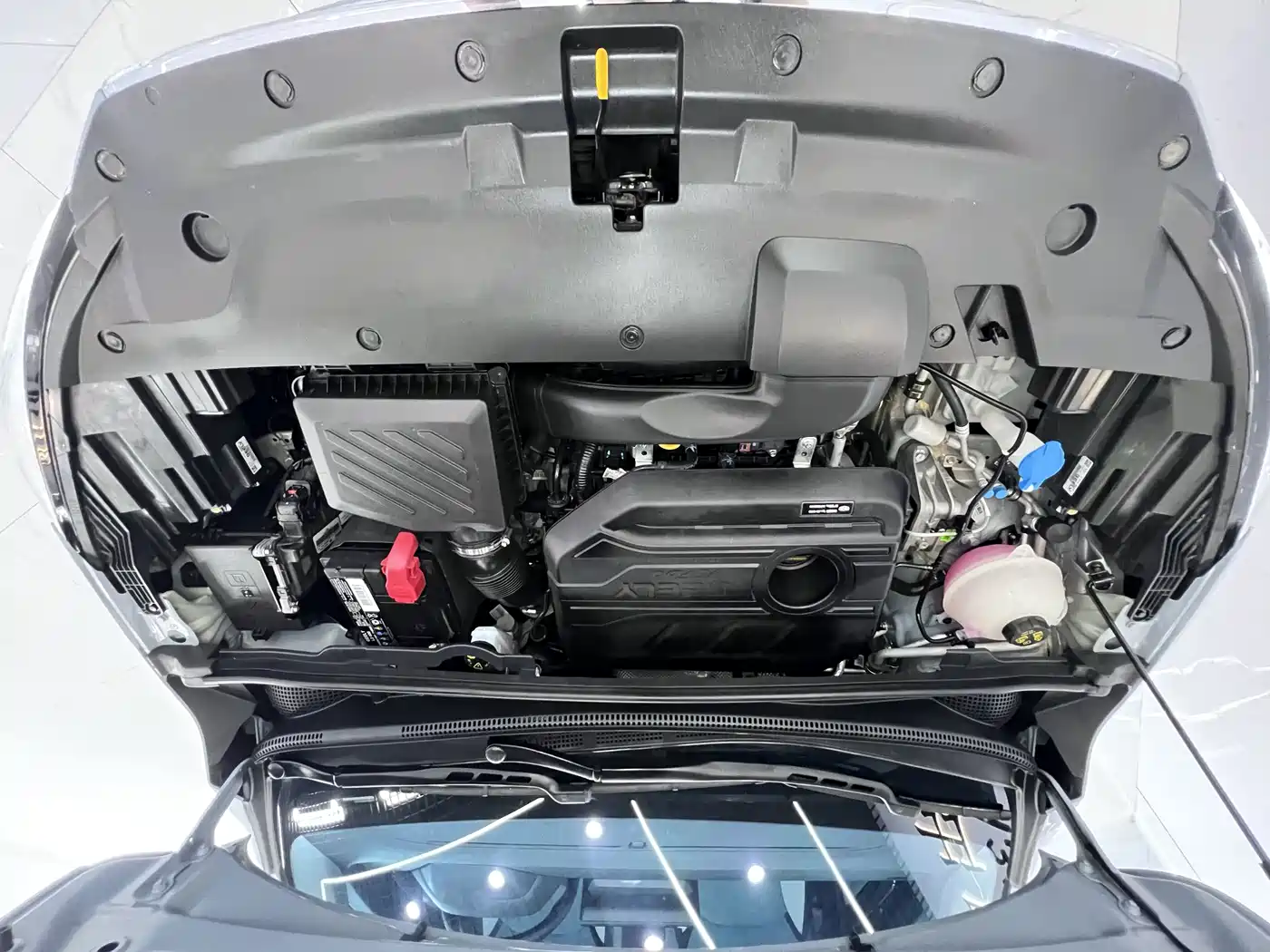 Geely Emgrand S 2023 2022 1.4T CVT Crossover Player