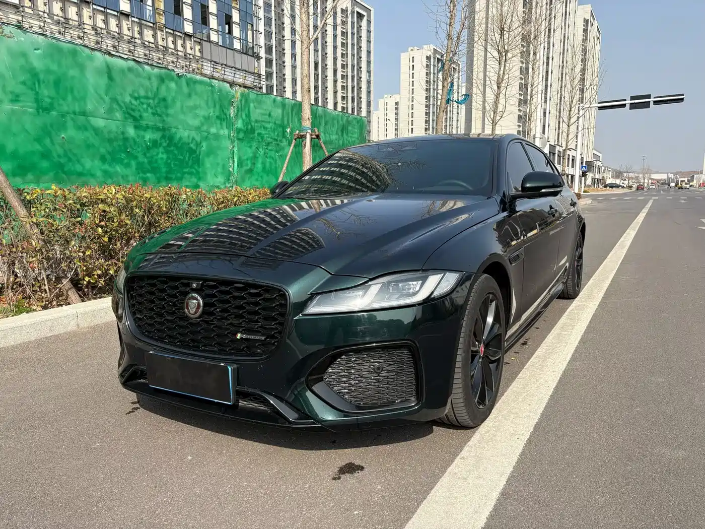 Jaguar XFL 2021 XFL 2.0T P250 AWD Gloss Black Sport Edition