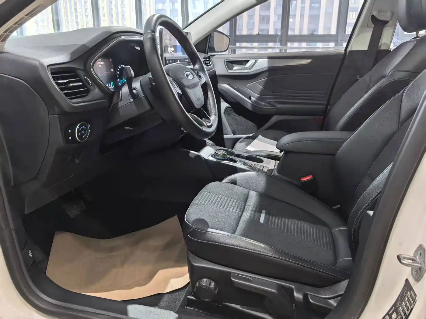 Ford Focus Active 2020 2020 EcoBoost 180 Auto Trendy Edition