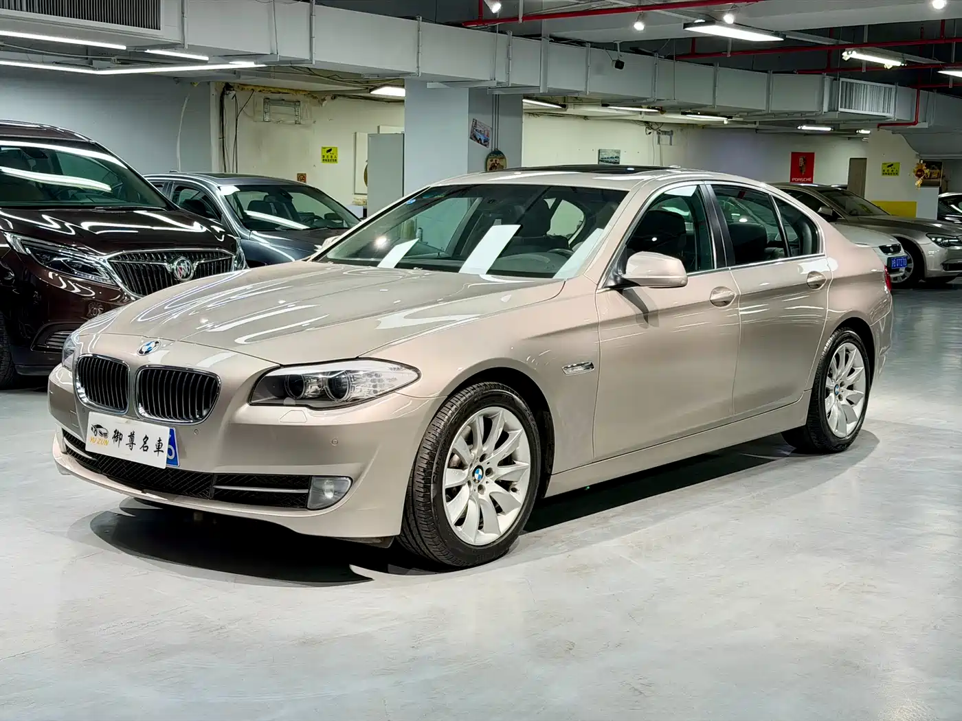 BMW 5 Series (Import) 2011 535i Luxury Sport