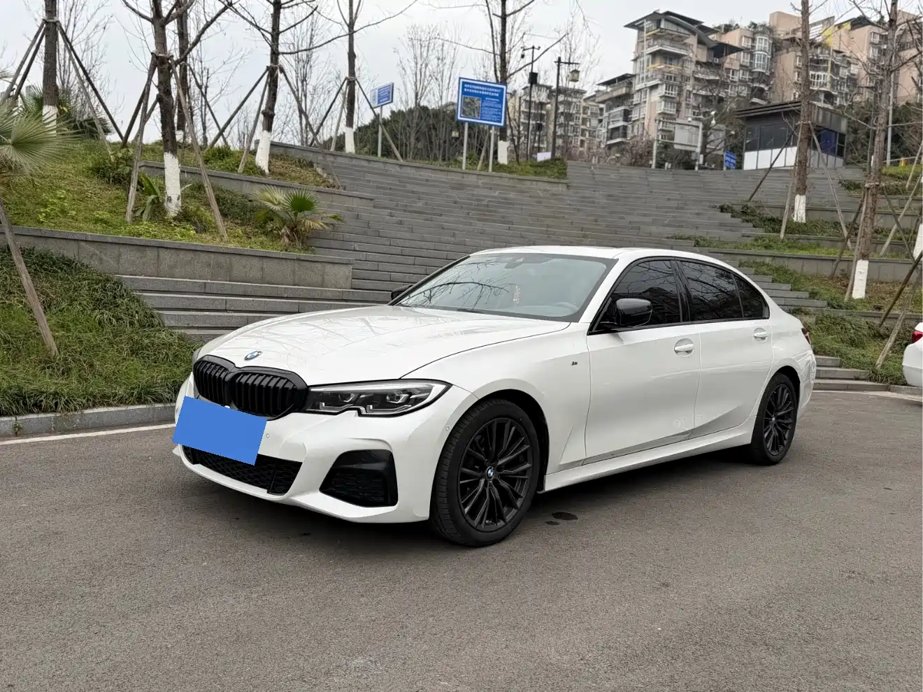BMW 3 Series 2020 325Li M Sport Black Night Package