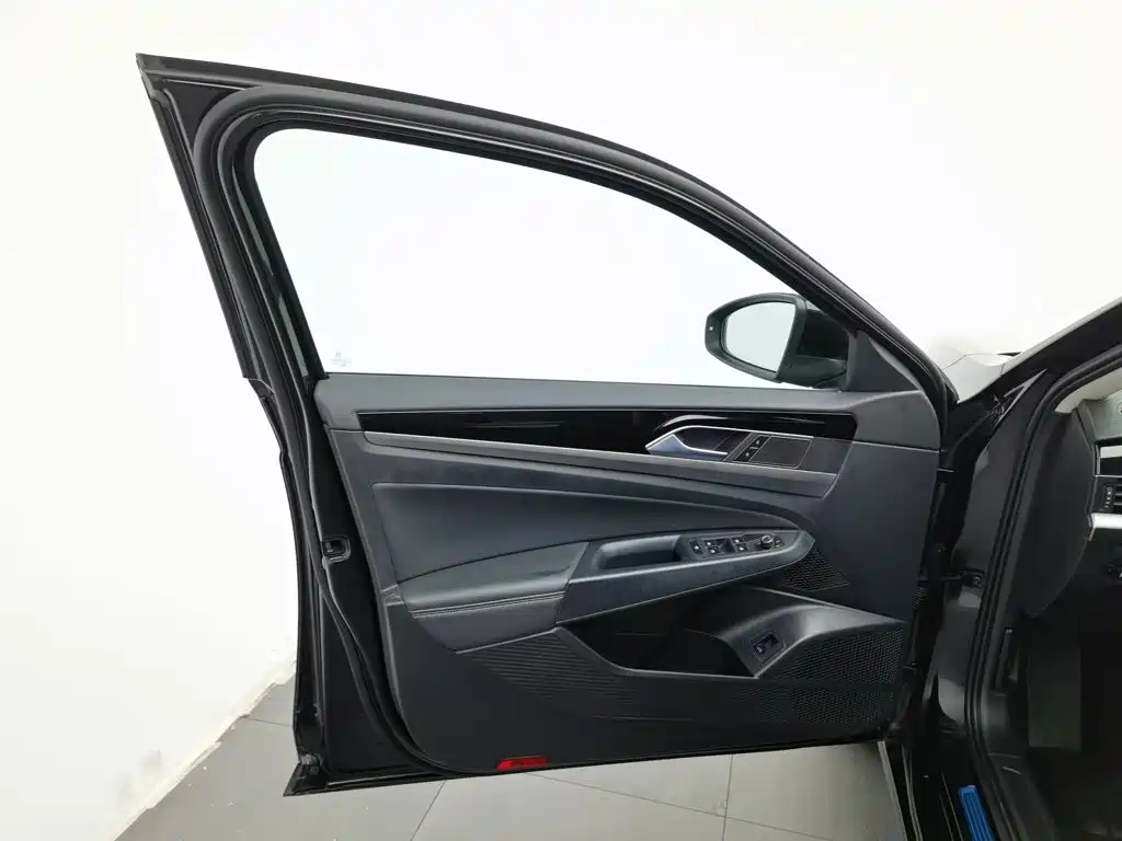 Volkswagen Passat 2026 2026 Outstanding Edition 330TSI Elite Version