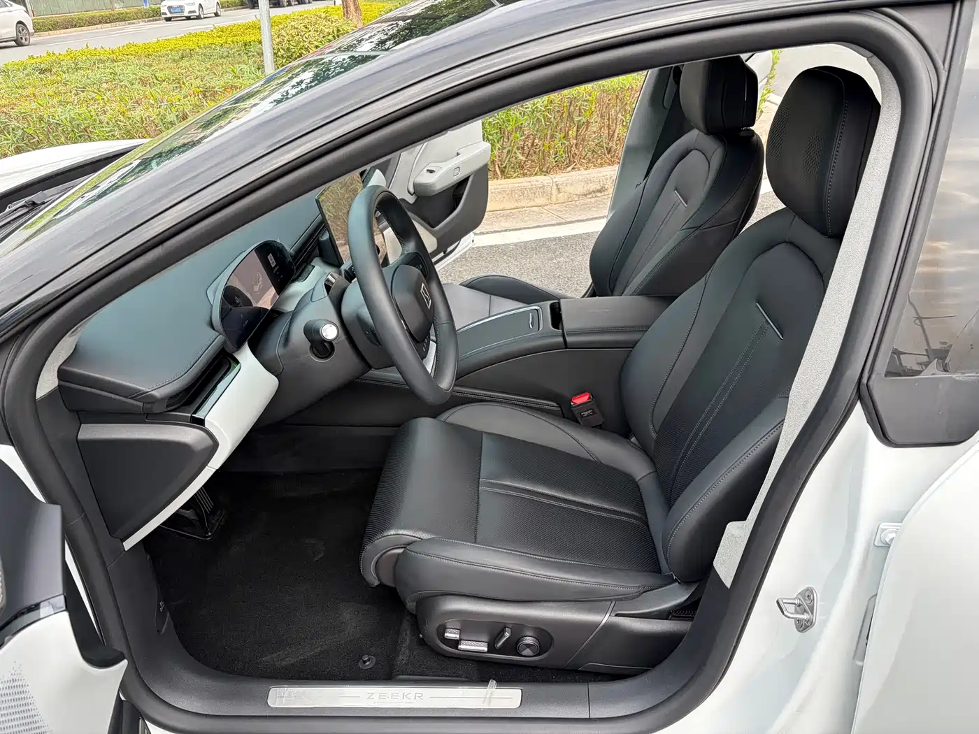 ZEEKR EXTREME KRYPTON 007