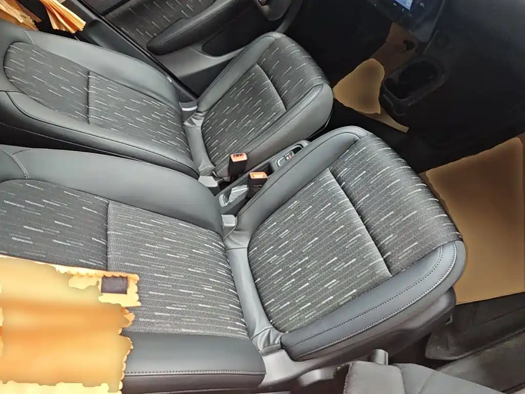 Фото 25 - Leapmotor T03