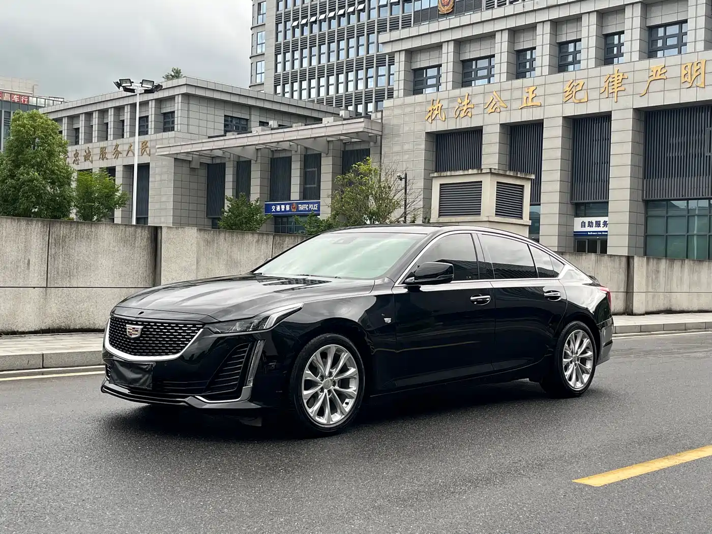 Cadillac CT5 2023 28T Luxury Style (Standard Edition)