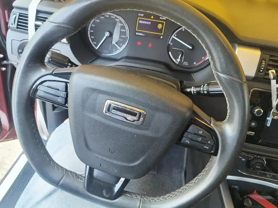 Qoros 3 2015 2015 Urban SUV 1.6T Automatic XingDong