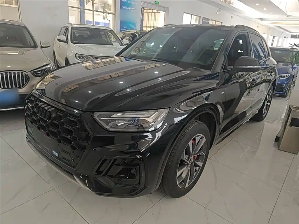 Audi Q5L 2024 Model 40 TFSI Fashion Dynamic
