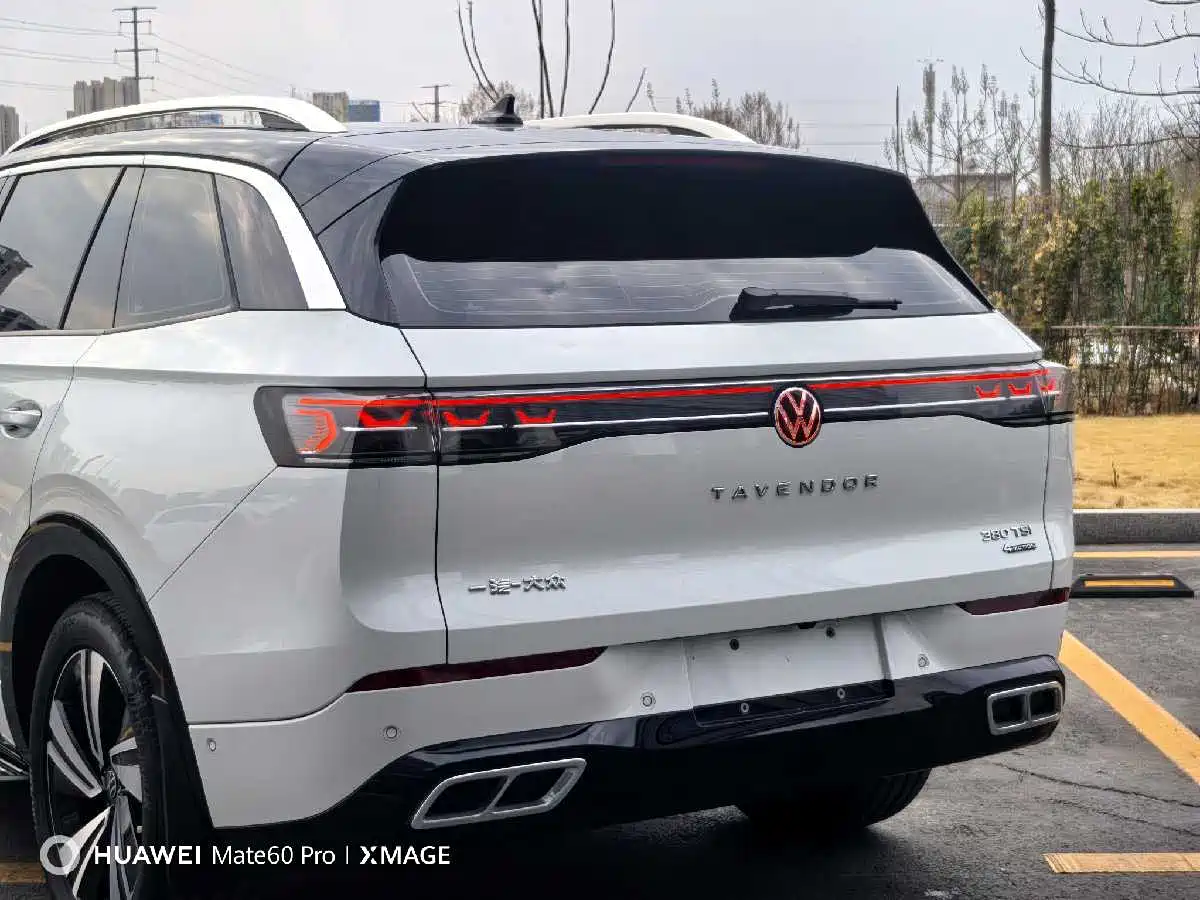 Volkswagen Talagon 2024 380TSI 4WD R-Line Touring фото 9