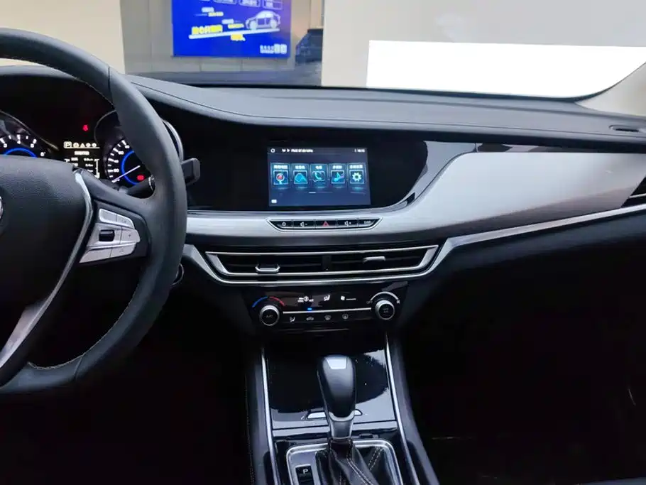 Photo 13 - Changan Eado