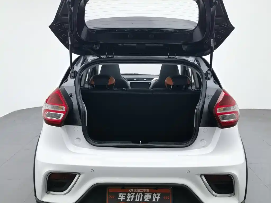 Geely Yuanjing X1 2019 2017 1.3L Auto Player Edition