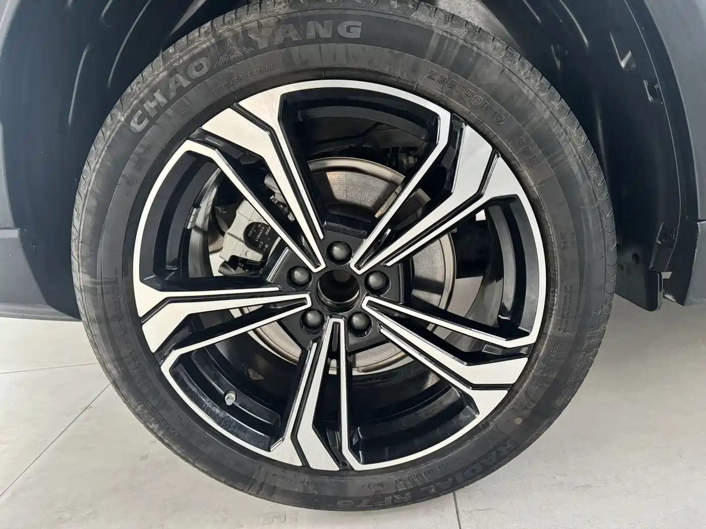 GEELY GALAXY GALAXY L7