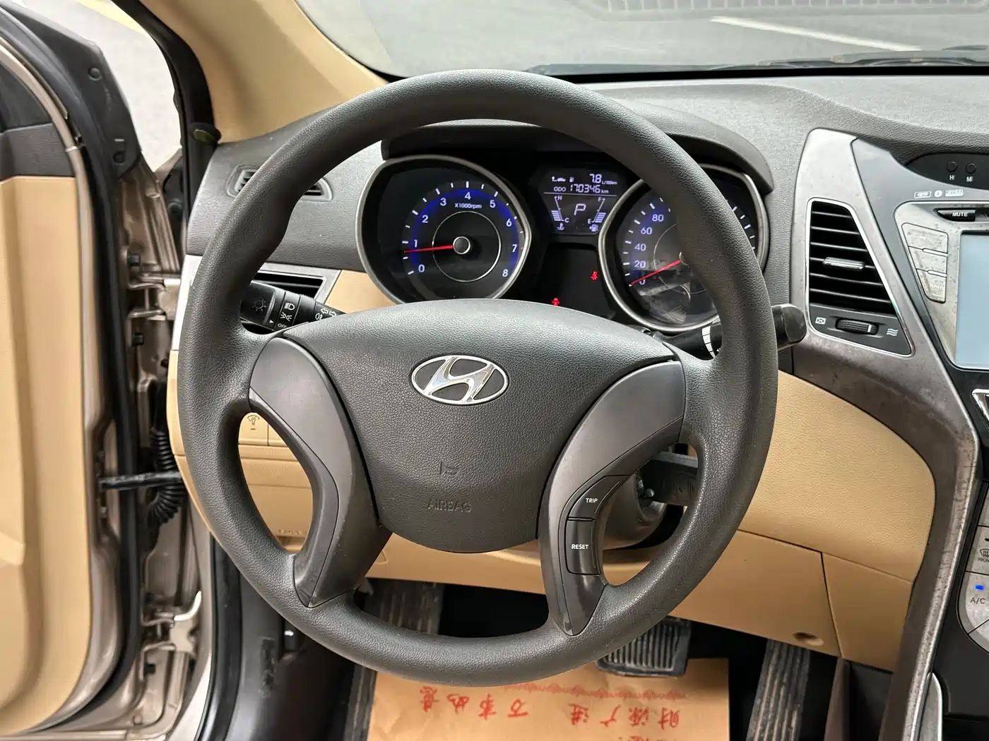 Hyundai Langdong 2013 1.6L Automatic Leading фото 13