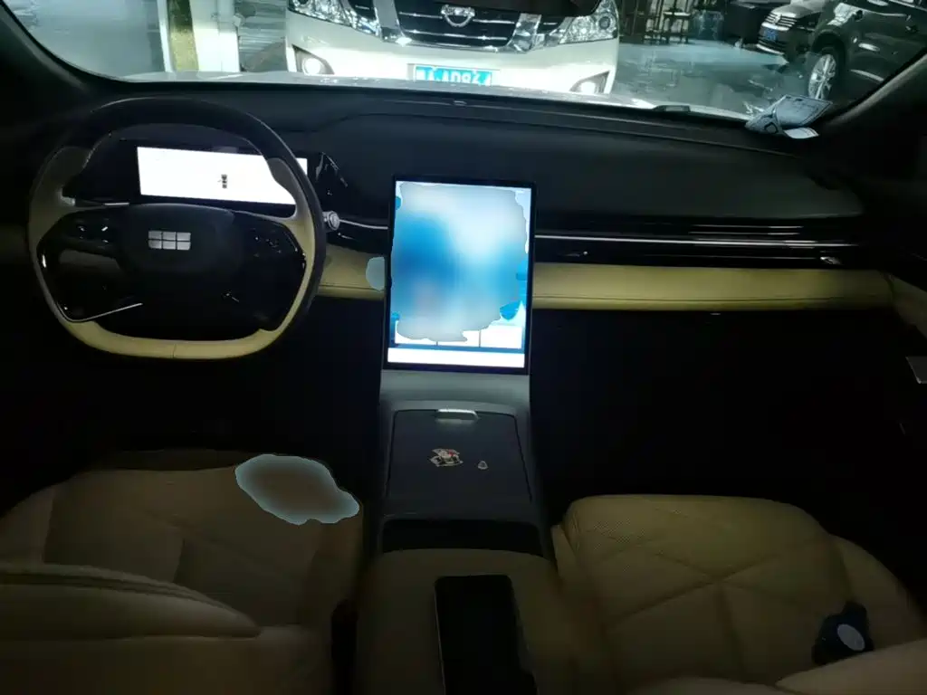 Geely Galaxy Galaxy L6 2025 2024 125km PLUS Soaring Dragon Edition
