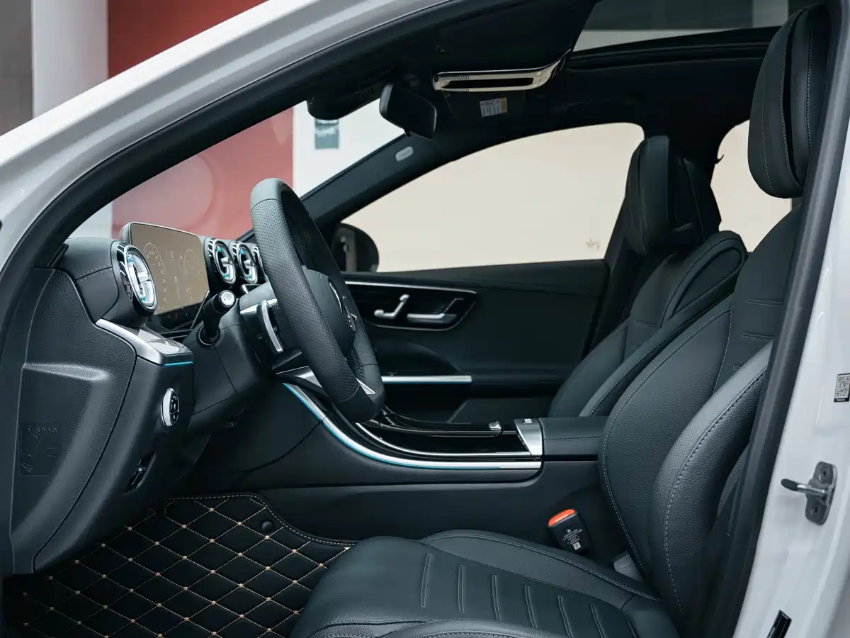 Mercedes-Benz C-Class 2025 C 260 L Sport Edition фото 9