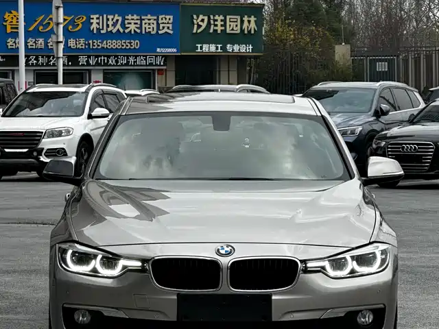 BMW 3 SERIES