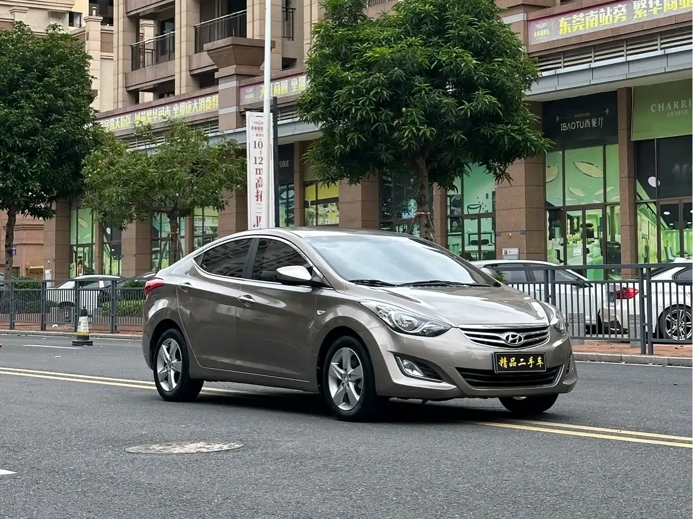 Hyundai Langdong 2013 1.6L Automatic Leading фото 3