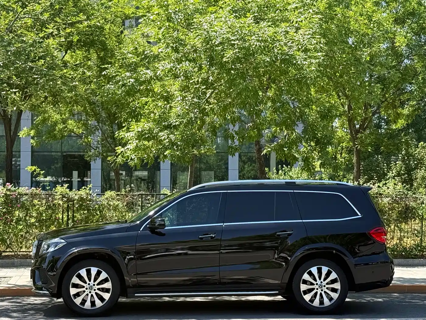 Mercedes-Benz GLS 2018 GLS 400 4MATIC Dynamic фото 4