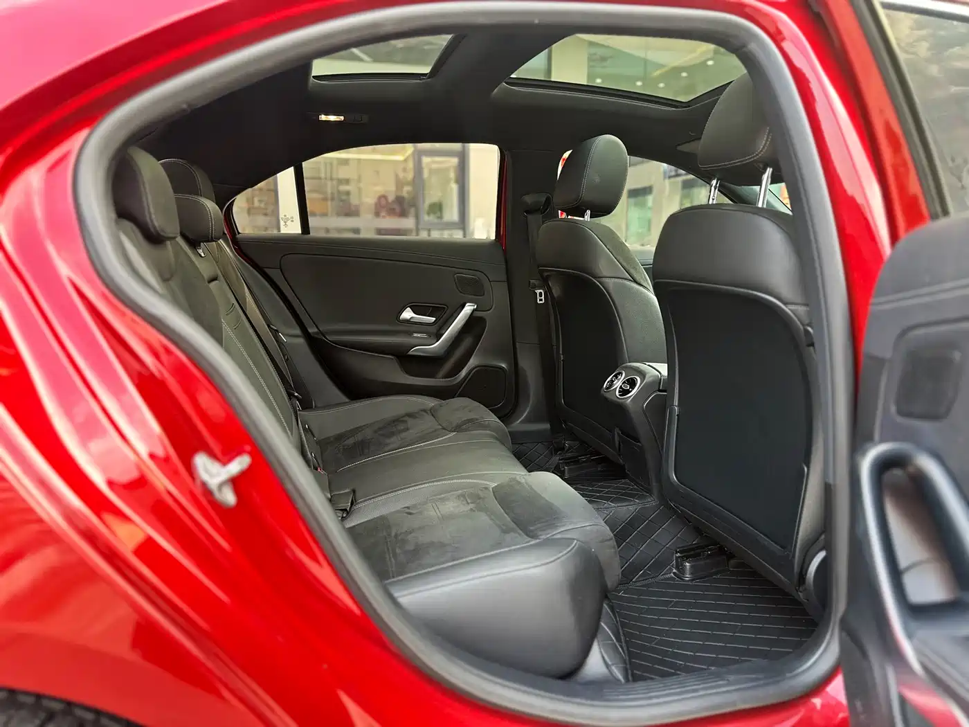 Mercedes-Benz A-Class 2019 A 200 L Sport Sedan фото 10