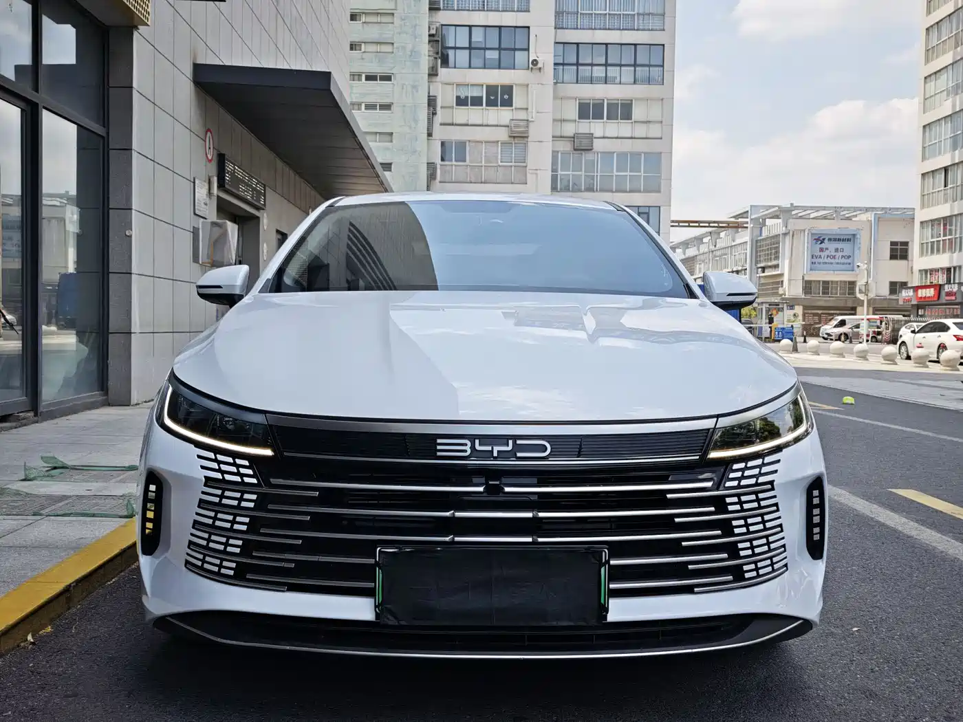 BYD Destroyer 05 2023 Champion Edition DM-i 55KM Luxury фото 2
