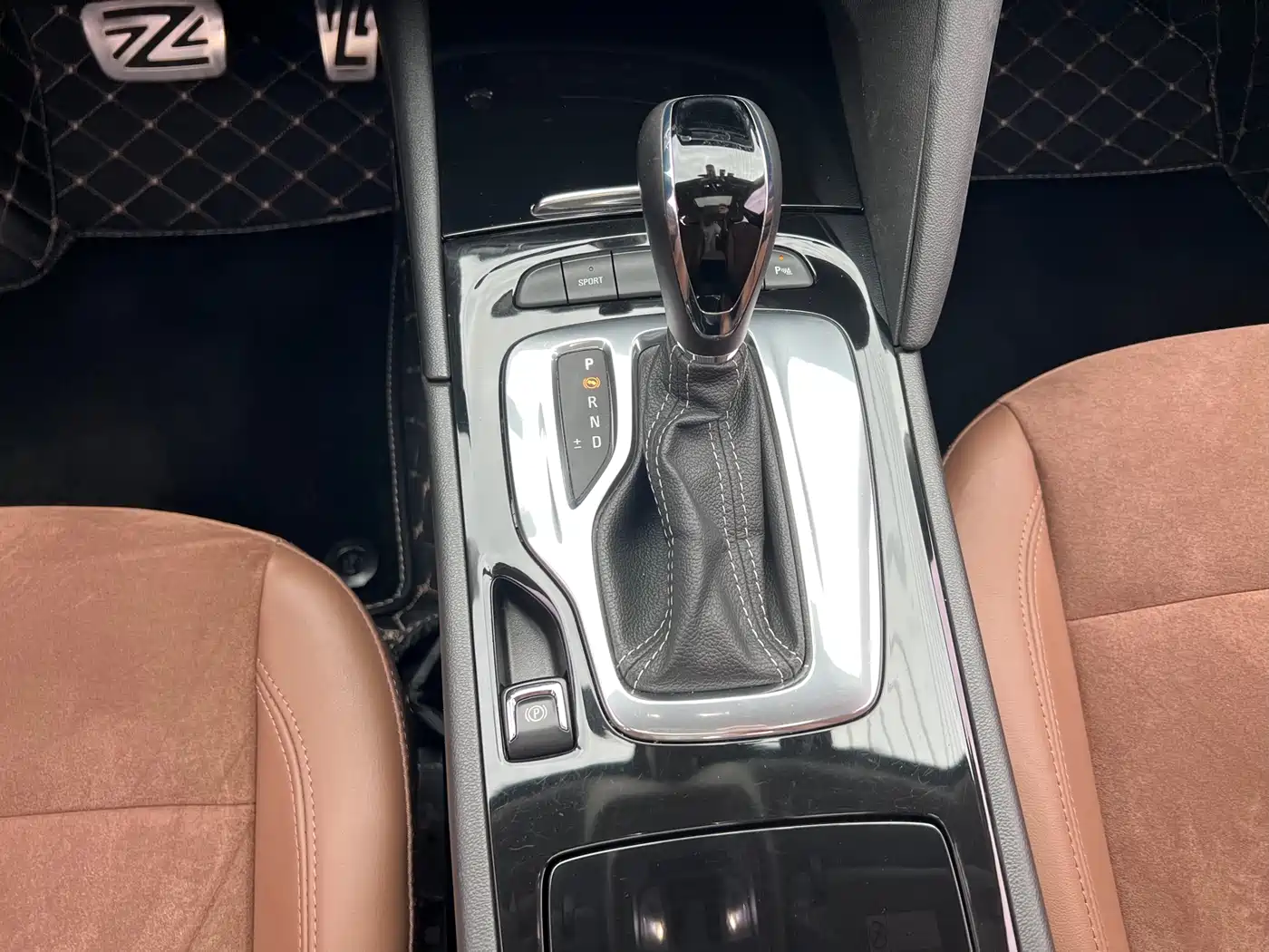Buick Regal 2019 20T Elite China VI фото 22