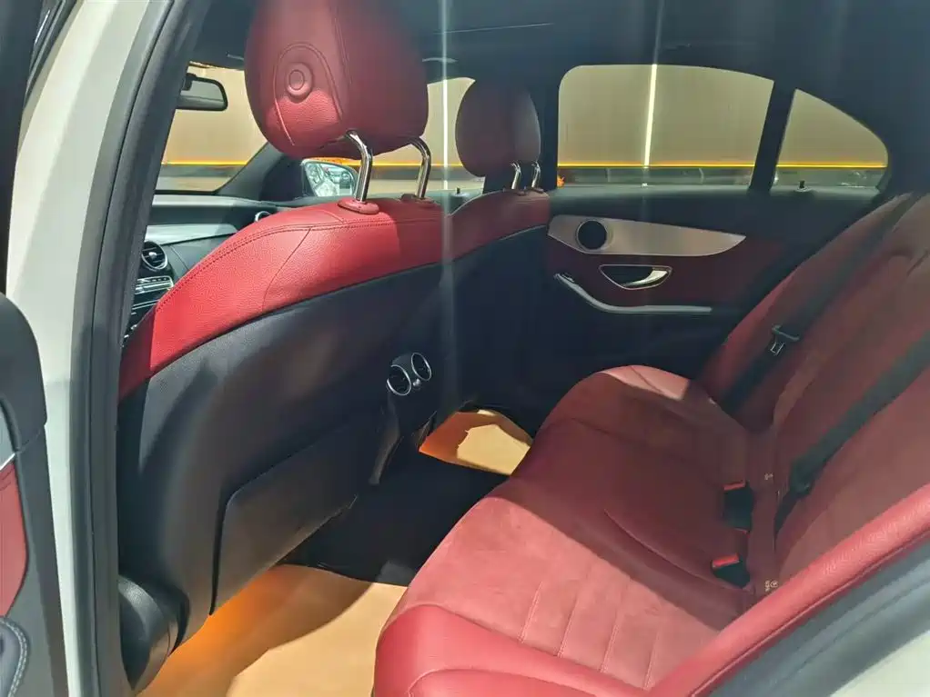 Mercedes-Benz C-Class 2017 C 200 L Sport фото 6