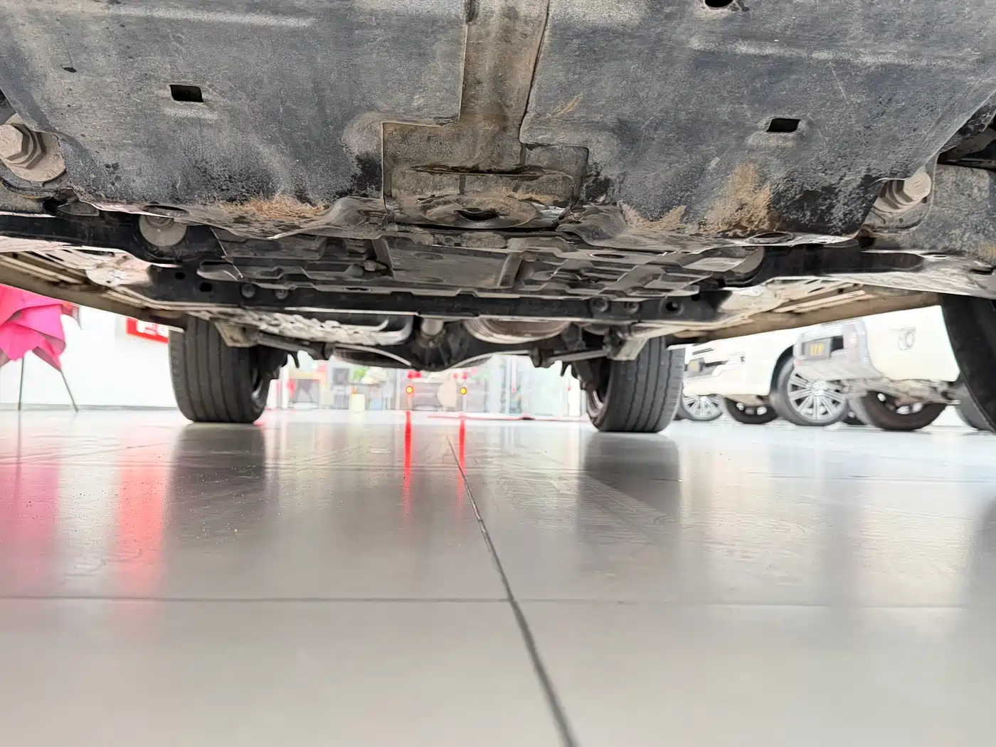 Toyota Land Cruiser 2012 4.0L Automatic VX фото 12